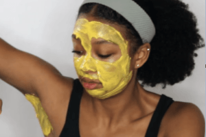 cách làm trắng da bằng bột nghệ