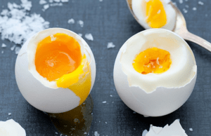 lòng đỏ trứng