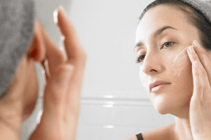 trị nám da bằng cao nghệ