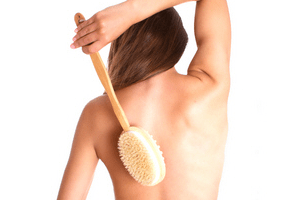 tự làm sữa rửa dưỡng da mặt toàn thân từ tinh nghệ