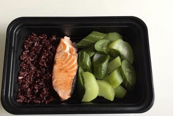 cơm cá hồi hấp