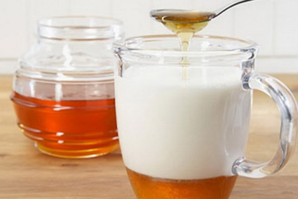 mật ong với sữa
