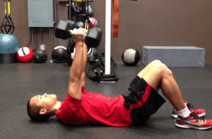 nằm trên đất đảy tạ đôi