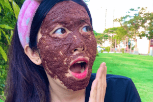 đắp mặt nạ hạt ngũ hoa