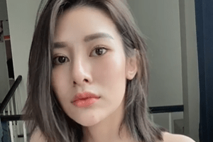 đắp mặt nạ lòng trắng trứng