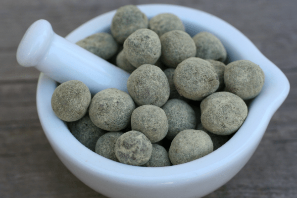 củ nghệ đen vo viên