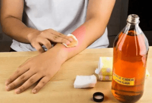 cách sử dụng nghệ đen ngâm rượu