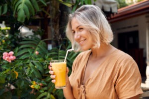 uống nghệ mật ong